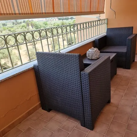 Le Pavoncelle Di Adefede